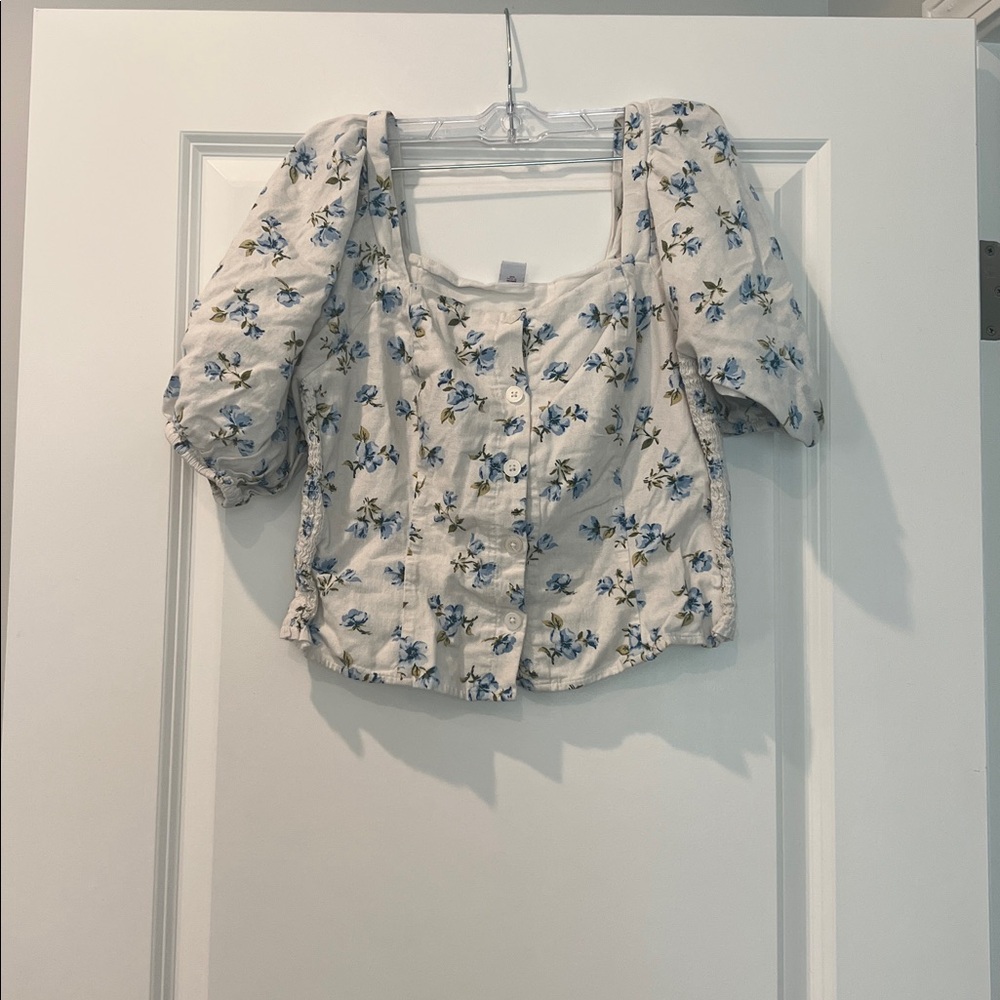 Old Navy Blue and Cream Floral Blouse
